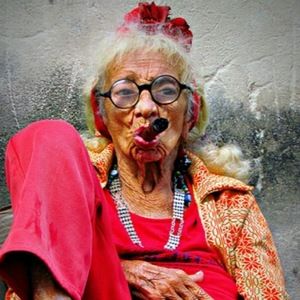 Meet your Posher, Elizabeth lang